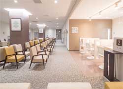 2F メンズフロア/レディースフロア