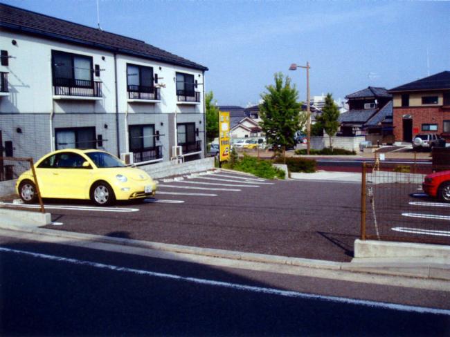 車場完備
