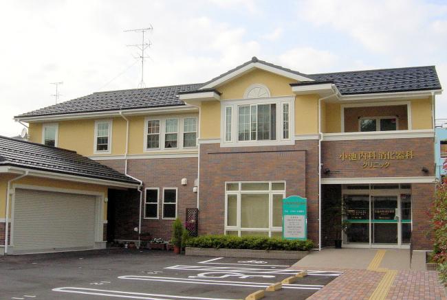 駐車場13台完備